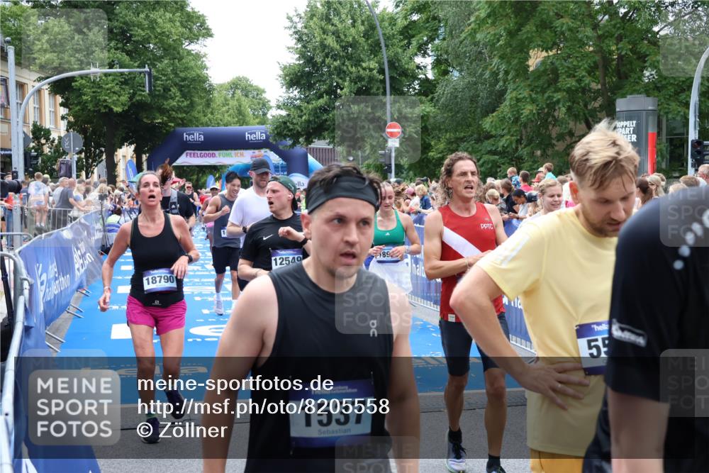 29.06.2025 - hella hamburg halbmarathon Zöllner http://msf.ph/oto/8205558 29.06.2025 10:48:33 Ziel 1163, 1176, 2213, 3747, 5362, 6081, 9262, 10000, 10860, 11451, 11579, 12149, 12549, 12690, 12840, 13962, 14033, 14990, 15808, 15917, 17395, 17855, 18251, 18790, 18815, 18923 meine-sportfotos.de