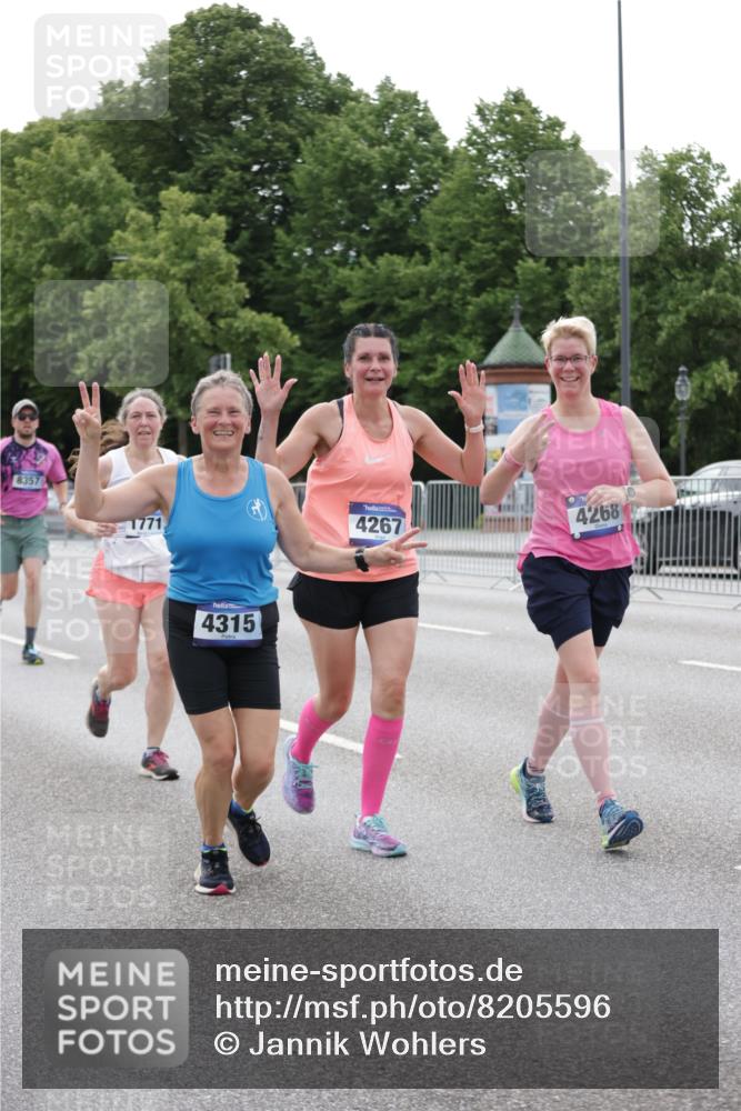29.06.2025 - hella hamburg halbmarathon Jannik Wohlers http://msf.ph/oto/8205596 29.06.2025 10:25:56 Lombardsbrücke 1300, 3617, 4267, 4268, 4315, 4844, 6159, 6905, 7929, 8306, 8357, 8674, 8942, 11107, 12826, 12827, 13264, 14726, 14930, 17712 meine-sportfotos.de