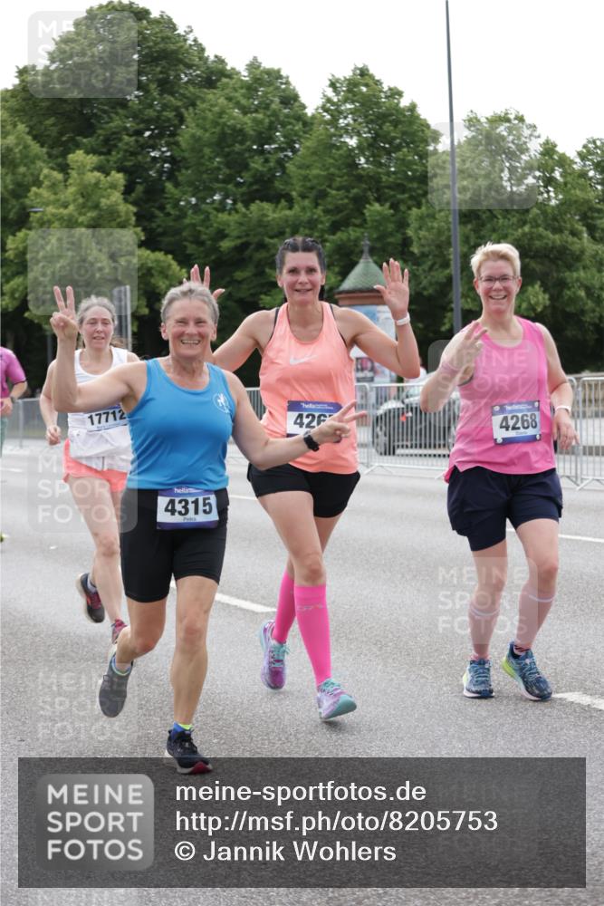 29.06.2025 - hella hamburg halbmarathon Jannik Wohlers http://msf.ph/oto/8205753 29.06.2025 10:25:57 Lombardsbrücke 1300, 3617, 4267, 4268, 4315, 4844, 6159, 6905, 7929, 8306, 8357, 8674, 8942, 11107, 12126, 12826, 12827, 13264, 14930, 17712 meine-sportfotos.de