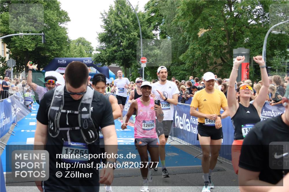 29.06.2025 - hella hamburg halbmarathon Zöllner http://msf.ph/oto/8205777 29.06.2025 10:48:38 Ziel 1163, 1176, 2213, 4553, 5421, 9538, 10000, 10859, 10860, 11579, 12149, 12690, 14033, 15573, 15808, 15917, 17395, 18251, 18815 meine-sportfotos.de