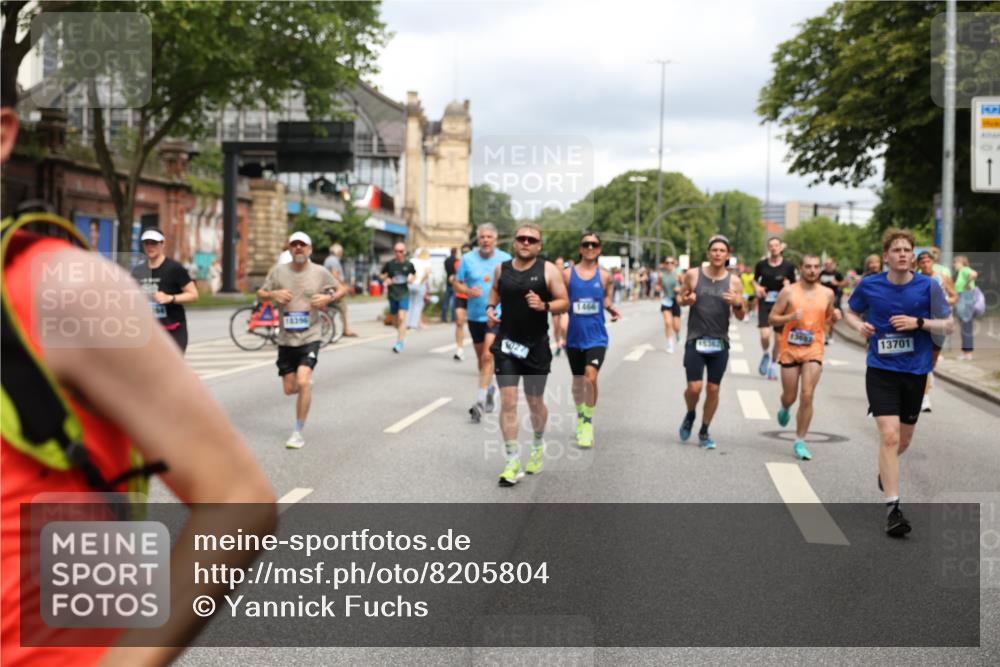 29.06.2025 - hella hamburg halbmarathon Yannick Fuchs http://msf.ph/oto/8205804 29.06.2025 10:44:53 20KM 1461, 1466, 1750, 1817, 2207, 2540, 2880, 3654, 4077, 4346, 4816, 5018, 5115, 6027, 6662, 6712, 6795, 7052, 7134, 7369, 7397, 7583, 7930, 7932, 8117, 8205, 8572, 8704, 8819, 9057, 11214, 11422, 12016, 12949, 13008, 13687, 13701, 13808, 13875, 14034, 14125, 14626, 15362, 15395, 15720, 16285, 16291, 17129, 17179, 17221, 17384, 18006, 18182, 18394, 18413, 18489 meine-sportfotos.de