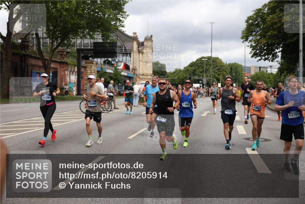 29.06.2025 - hella hamburg halbmarathon Yannick Fuchs http://msf.ph/oto/8205914 29.06.2025 10:44:53 20KM 1461, 1466, 1750, 1817, 2207, 2540, 2880, 3654, 4077, 4346, 4816, 5018, 5115, 6027, 6662, 6712, 6795, 7052, 7134, 7369, 7397, 7583, 7930, 7932, 8117, 8205, 8572, 8704, 8819, 9057, 11214, 11422, 12016, 12949, 13008, 13687, 13701, 13808, 13875, 14034, 14125, 14626, 15362, 15395, 15720, 16285, 16291, 17129, 17179, 17221, 17384, 18006, 18182, 18394, 18413, 18489 meine-sportfotos.de