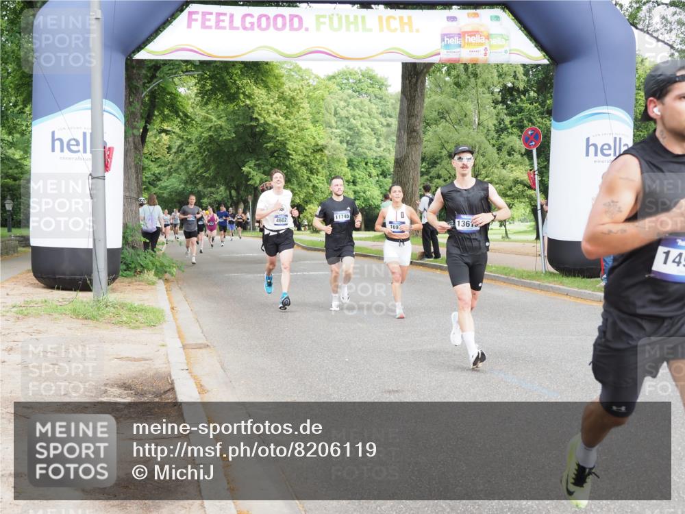 29.06.2025 - hella hamburg halbmarathon MichiJ http://msf.ph/oto/8206119 29.06.2025 10:22:29 Zwischen KM18-KM19 2879, 10453, 11745, 13618, 14908, 15326, 16881, 16931, 17151, 18679, 19059 meine-sportfotos.de
