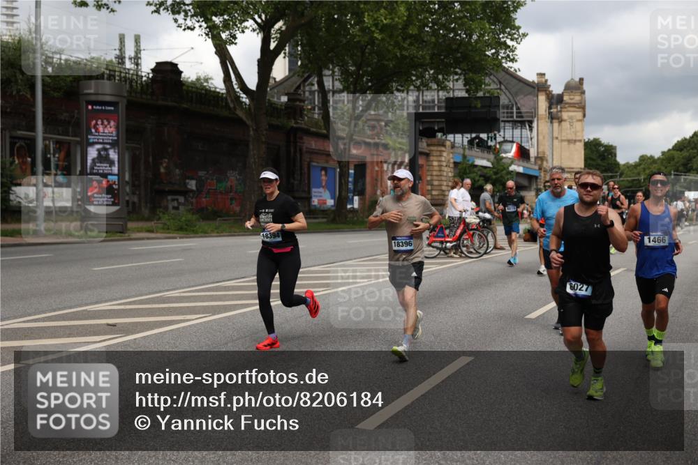 29.06.2025 - hella hamburg halbmarathon Yannick Fuchs http://msf.ph/oto/8206184 29.06.2025 10:44:54 20KM 1461, 1466, 1750, 1817, 2207, 2540, 2880, 3654, 4077, 4816, 5018, 5115, 6027, 6662, 6712, 6795, 7052, 7134, 7369, 7397, 7583, 7930, 7932, 8117, 8205, 8261, 8572, 8819, 9057, 11214, 11422, 12016, 12778, 12949, 13008, 13687, 13701, 13808, 13875, 14034, 14125, 14626, 15362, 15395, 15720, 16285, 16291, 17129, 17179, 17221, 17384, 18006, 18182, 18394, 18413, 18489 meine-sportfotos.de