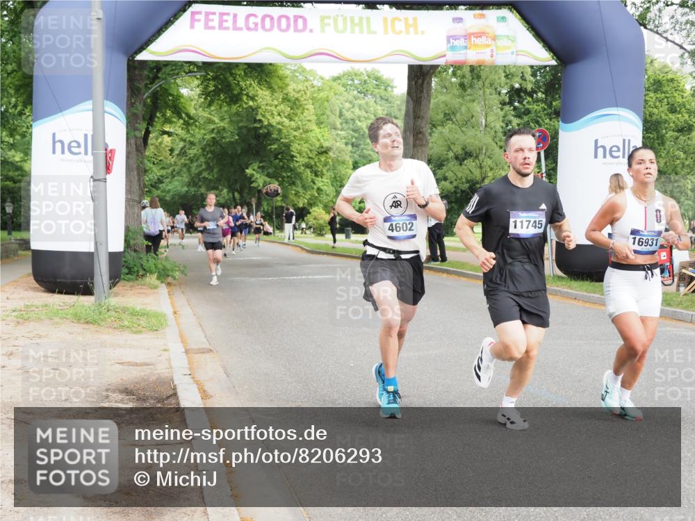 29.06.2025 - hella hamburg halbmarathon MichiJ http://msf.ph/oto/8206293 29.06.2025 10:22:31 Zwischen KM18-KM19 2879, 4602, 10453, 11745, 13618, 14908, 15326, 16931, 17151, 18679, 19059 meine-sportfotos.de