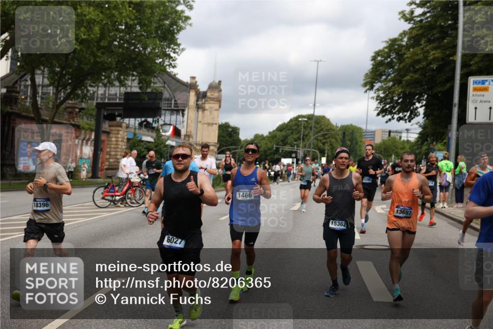 29.06.2025 - hella hamburg halbmarathon Yannick Fuchs http://msf.ph/oto/8206365 29.06.2025 10:44:54 20KM 1461, 1466, 1750, 1817, 2207, 2540, 2880, 3654, 4077, 4816, 5018, 5115, 6027, 6662, 6712, 6795, 7052, 7134, 7369, 7397, 7583, 7930, 7932, 8117, 8205, 8261, 8572, 8819, 9057, 11214, 11422, 12016, 12778, 12949, 13008, 13687, 13701, 13808, 13875, 14034, 14125, 14626, 15362, 15395, 15720, 16285, 16291, 17129, 17179, 17221, 17384, 18006, 18182, 18394, 18413, 18489 meine-sportfotos.de