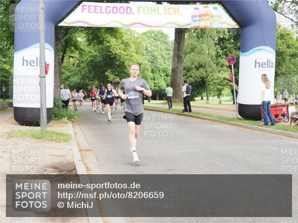 29.06.2025 - hella hamburg halbmarathon MichiJ http://msf.ph/oto/8206659 29.06.2025 10:22:34 Zwischen KM18-KM19 4602, 11745, 13618, 14908, 16755, 16931, 18679 meine-sportfotos.de