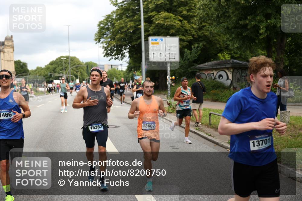 29.06.2025 - hella hamburg halbmarathon Yannick Fuchs http://msf.ph/oto/8206750 29.06.2025 10:44:55 20KM 1461, 1466, 1750, 1817, 2207, 2540, 2880, 3654, 4077, 4816, 5018, 5115, 6027, 6662, 6712, 7052, 7134, 7369, 7397, 7583, 7930, 7932, 8117, 8205, 8261, 8572, 8819, 9057, 11214, 11422, 12016, 12778, 12949, 13008, 13687, 13701, 13808, 13875, 14034, 14125, 14626, 15362, 15395, 15720, 16285, 16291, 17129, 17179, 17221, 17384, 18006, 18182, 18394, 18413, 18489 meine-sportfotos.de