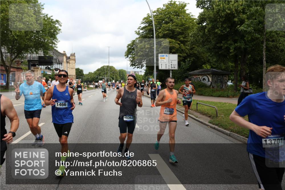 29.06.2025 - hella hamburg halbmarathon Yannick Fuchs http://msf.ph/oto/8206865 29.06.2025 10:44:55 20KM 1461, 1466, 1750, 1817, 2207, 2540, 2880, 3654, 4077, 4816, 5018, 5115, 6027, 6662, 6712, 7052, 7134, 7369, 7397, 7583, 7930, 7932, 8117, 8205, 8261, 8572, 8819, 9057, 11214, 11422, 12016, 12778, 12949, 13008, 13687, 13701, 13808, 13875, 14034, 14125, 14626, 15362, 15395, 15720, 16285, 16291, 17129, 17179, 17221, 17384, 18006, 18182, 18394, 18413, 18489 meine-sportfotos.de