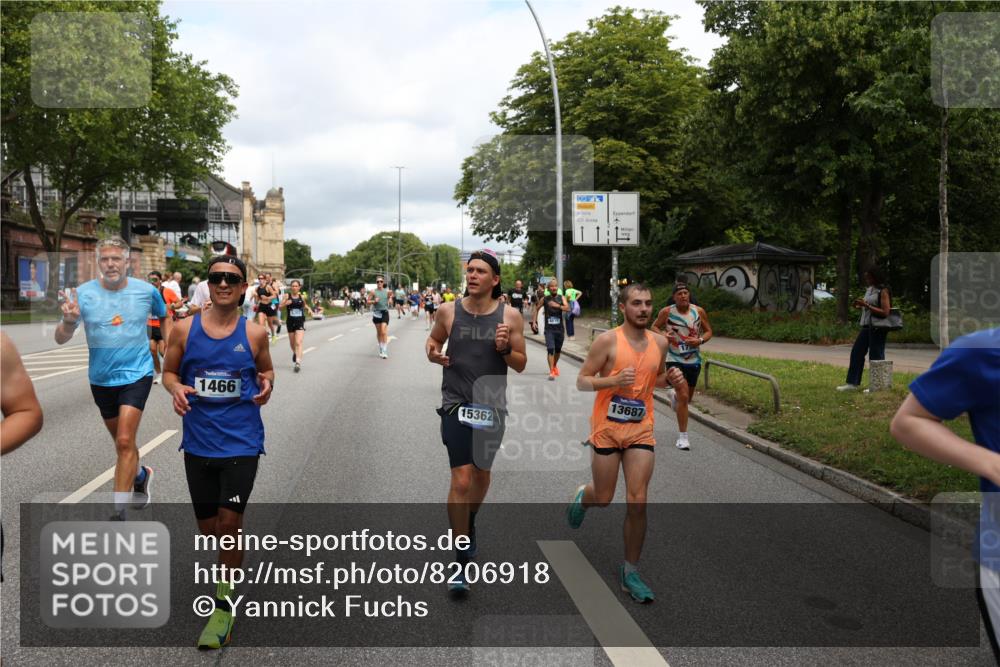 29.06.2025 - hella hamburg halbmarathon Yannick Fuchs http://msf.ph/oto/8206918 29.06.2025 10:44:55 20KM 1461, 1466, 1750, 1817, 2207, 2540, 2880, 3654, 4077, 4816, 5018, 5115, 6027, 6662, 6712, 7052, 7134, 7369, 7397, 7583, 7930, 7932, 8117, 8205, 8261, 8572, 8819, 9057, 11214, 11422, 12016, 12778, 12949, 13008, 13687, 13701, 13808, 13875, 14034, 14125, 14626, 15362, 15395, 15720, 16285, 16291, 17129, 17179, 17221, 17384, 18006, 18182, 18394, 18413, 18489 meine-sportfotos.de