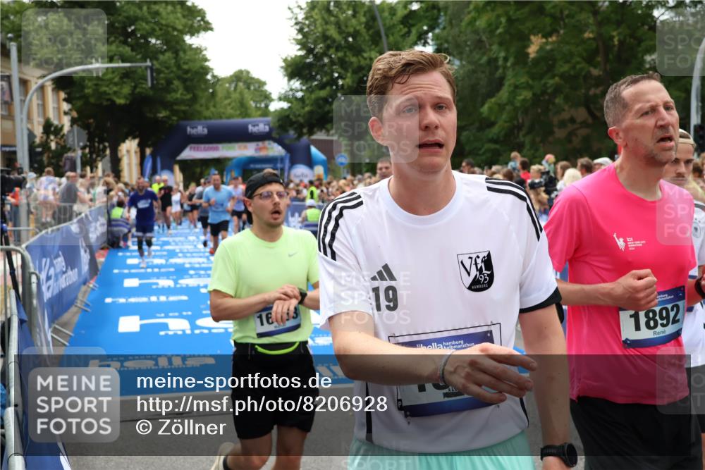 29.06.2025 - hella hamburg halbmarathon Zöllner http://msf.ph/oto/8206928 29.06.2025 10:48:57 Ziel 2260, 3213, 3985, 7067, 8889, 9661, 12421, 12534, 13009, 13183, 13976, 15309, 16653, 18873 meine-sportfotos.de