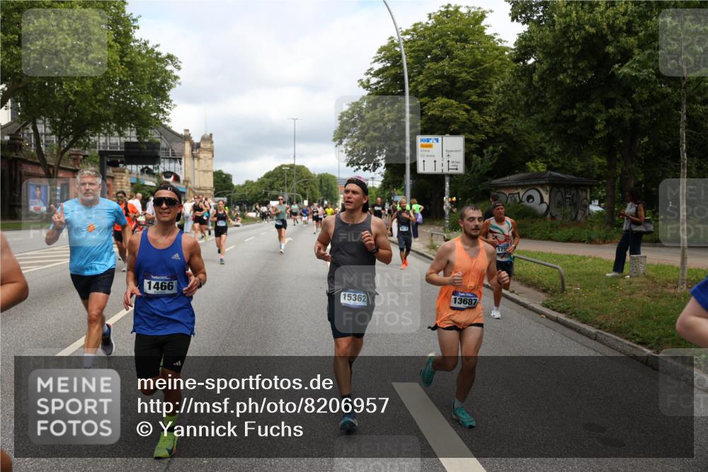 29.06.2025 - hella hamburg halbmarathon Yannick Fuchs http://msf.ph/oto/8206957 29.06.2025 10:44:55 20KM 1461, 1466, 1750, 1817, 2207, 2540, 2880, 3654, 4077, 4816, 5018, 5115, 6027, 6662, 6712, 7052, 7134, 7369, 7397, 7583, 7930, 7932, 8117, 8205, 8261, 8572, 8819, 9057, 11214, 11422, 12016, 12778, 12949, 13008, 13687, 13701, 13808, 13875, 14034, 14125, 14626, 15362, 15395, 15720, 16285, 16291, 17129, 17179, 17221, 17384, 18006, 18182, 18394, 18413, 18489 meine-sportfotos.de