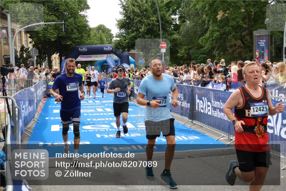 29.06.2025 - hella hamburg halbmarathon Zöllner http://msf.ph/oto/8207089 29.06.2025 10:49:01 Ziel 1381, 1452, 2260, 3213, 3985, 7067, 7297, 8821, 8889, 9661, 9695, 12534, 13009, 13183, 13688, 13976, 18873 meine-sportfotos.de
