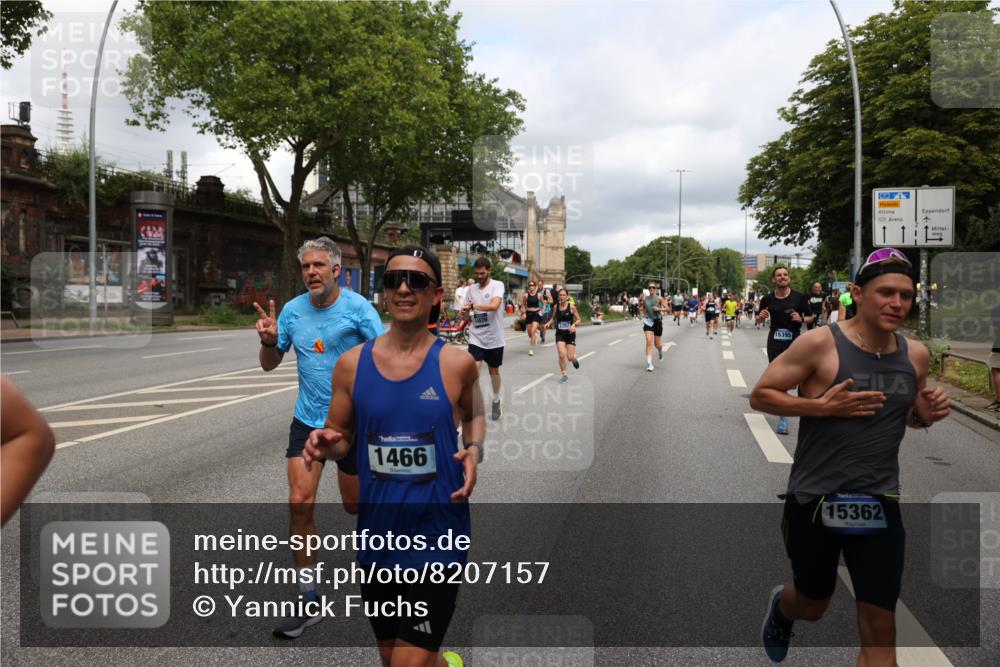 29.06.2025 - hella hamburg halbmarathon Yannick Fuchs http://msf.ph/oto/8207157 29.06.2025 10:44:56 20KM 1461, 1466, 1750, 1817, 2207, 2540, 2880, 3654, 4077, 4816, 5018, 5115, 6027, 6712, 7052, 7134, 7369, 7397, 7583, 7930, 7932, 8117, 8205, 8261, 8819, 9057, 10215, 11214, 11422, 12016, 12778, 12949, 13008, 13687, 13701, 13808, 13875, 14034, 14125, 14626, 15362, 15395, 15720, 16285, 16291, 17129, 17179, 17221, 17384, 17823, 18006, 18182, 18394, 18413, 18489 meine-sportfotos.de