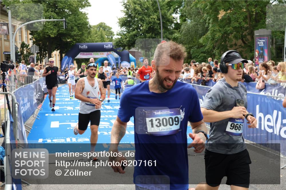 29.06.2025 - hella hamburg halbmarathon Zöllner http://msf.ph/oto/8207161 29.06.2025 10:49:02 Ziel 1381, 1452, 2260, 3213, 3985, 7067, 7297, 8302, 8821, 8889, 9661, 9695, 12534, 13183, 13688, 13976, 17632 meine-sportfotos.de