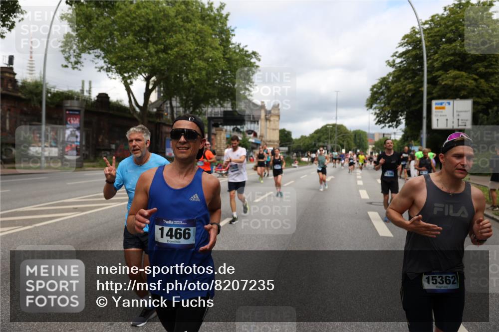 29.06.2025 - hella hamburg halbmarathon Yannick Fuchs http://msf.ph/oto/8207235 29.06.2025 10:44:56 20KM 1461, 1466, 1750, 1817, 2207, 2540, 2880, 3654, 4077, 4816, 5018, 5115, 6027, 6712, 7052, 7134, 7369, 7397, 7583, 7930, 7932, 8117, 8205, 8261, 8819, 9057, 10215, 11214, 11422, 12016, 12778, 12949, 13008, 13687, 13701, 13808, 13875, 14034, 14125, 14626, 15362, 15395, 15720, 16285, 16291, 17129, 17179, 17221, 17384, 17823, 18006, 18182, 18394, 18413, 18489 meine-sportfotos.de