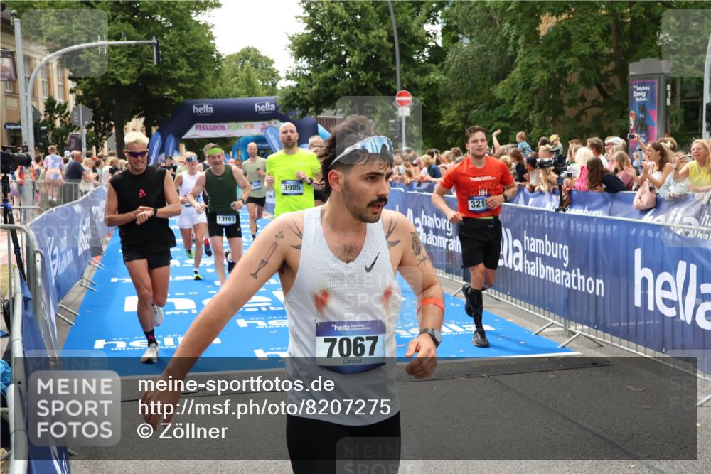 29.06.2025 - hella hamburg halbmarathon Zöllner http://msf.ph/oto/8207275 29.06.2025 10:49:04 Ziel 1381, 1452, 2260, 3213, 3985, 4847, 4890, 7297, 8302, 8821, 8889, 9695, 12534, 13183, 13614, 13688, 16627, 17632 meine-sportfotos.de