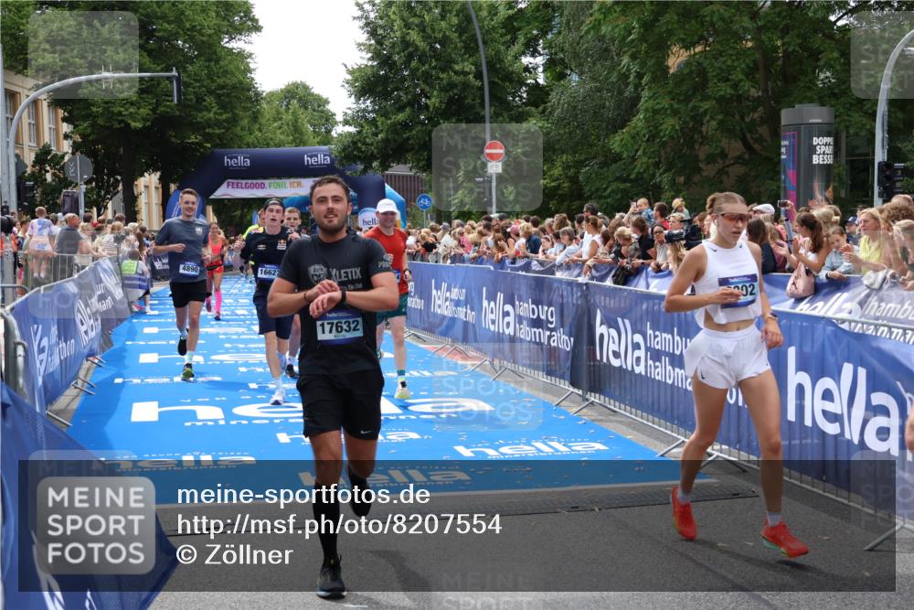 29.06.2025 - hella hamburg halbmarathon Zöllner http://msf.ph/oto/8207554 29.06.2025 10:49:10 Ziel 4832, 4847, 4890, 6389, 7297, 8302, 10184, 13614, 15523, 16414, 16627, 16731, 17173, 17632, 18598, 18842 meine-sportfotos.de