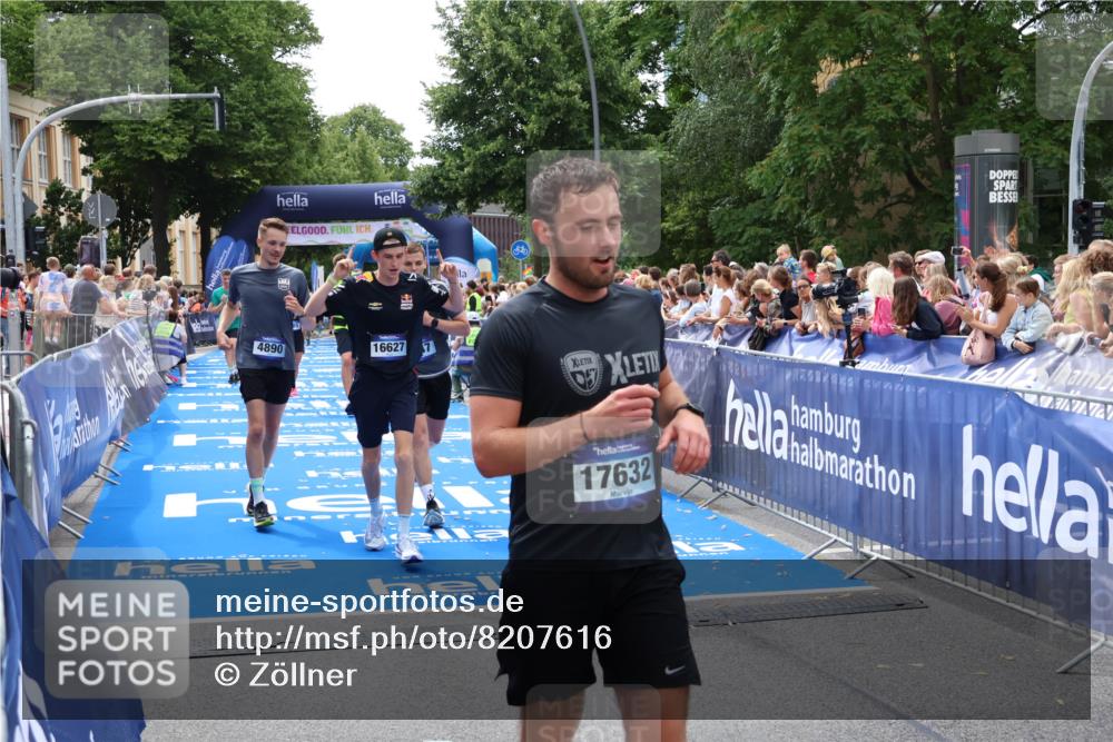 29.06.2025 - hella hamburg halbmarathon Zöllner http://msf.ph/oto/8207616 29.06.2025 10:49:11 Ziel 4832, 4847, 4890, 6389, 8302, 10184, 13614, 15523, 16414, 16627, 16731, 17173, 17632, 18598, 18842 meine-sportfotos.de