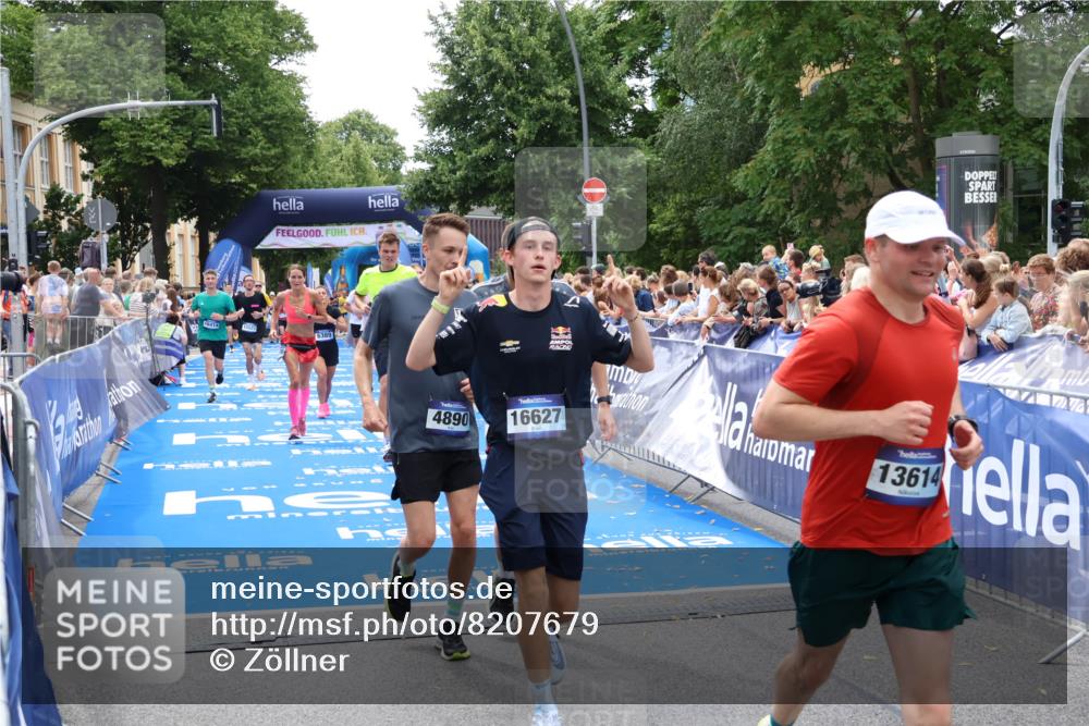29.06.2025 - hella hamburg halbmarathon Zöllner http://msf.ph/oto/8207679 29.06.2025 10:49:13 Ziel 2013, 4832, 4847, 4890, 6389, 10184, 15523, 16414, 16731, 17173, 18598, 18842 meine-sportfotos.de