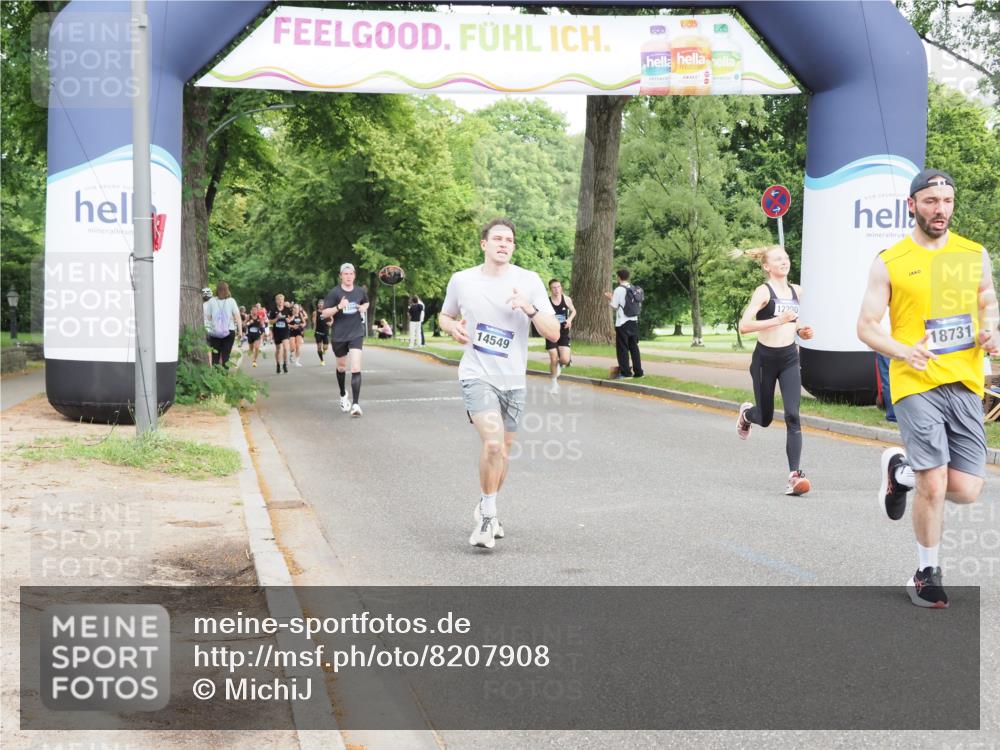29.06.2025 - hella hamburg halbmarathon MichiJ http://msf.ph/oto/8207908 29.06.2025 10:22:43 Zwischen KM18-KM19 1910, 1959, 2836, 6473, 8956, 12290, 14549, 14975, 16148, 16724, 18455, 18731 meine-sportfotos.de