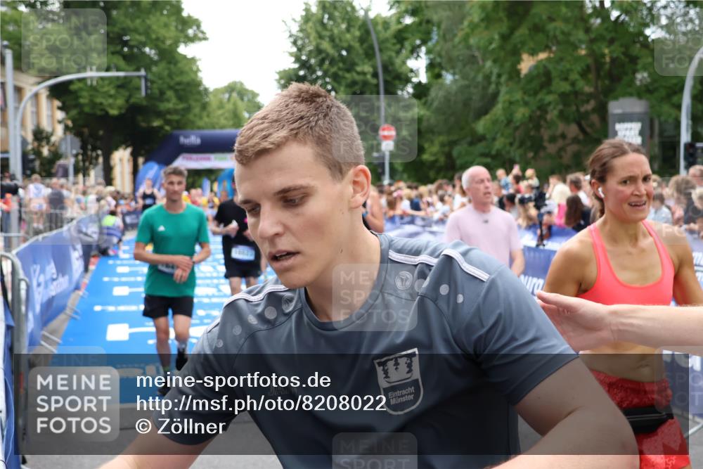 29.06.2025 - hella hamburg halbmarathon Zöllner http://msf.ph/oto/8208022 29.06.2025 10:49:17 Ziel 2013, 6158, 6389, 8112, 9348, 10053, 10184, 13450, 15523, 16369, 16414, 16731, 18842 meine-sportfotos.de