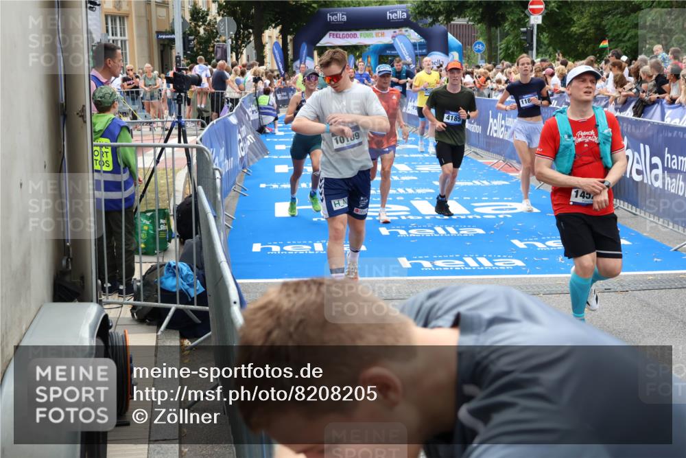 29.06.2025 - hella hamburg halbmarathon Zöllner http://msf.ph/oto/8208205 29.06.2025 10:49:27 Ziel 1342, 1476, 2878, 4183, 4185, 10189, 11339, 11779, 11819, 12670, 13269, 14526, 14838, 15422, 15784, 15894, 15966, 16891, 18476, 18887, 18960 meine-sportfotos.de