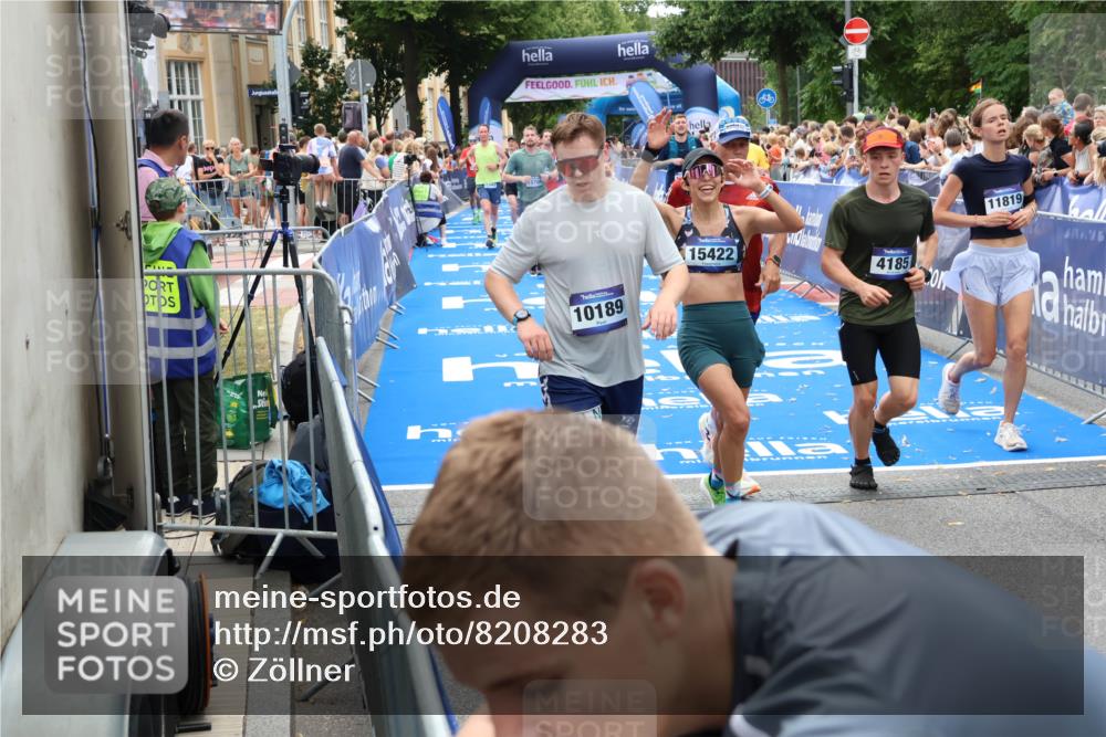 29.06.2025 - hella hamburg halbmarathon Zöllner http://msf.ph/oto/8208283 29.06.2025 10:49:28 Ziel 1342, 1476, 2878, 4183, 4185, 8813, 10189, 11339, 11779, 11819, 12670, 13269, 14526, 14838, 15422, 15784, 15894, 15966, 16891, 18476, 18887, 18960 meine-sportfotos.de