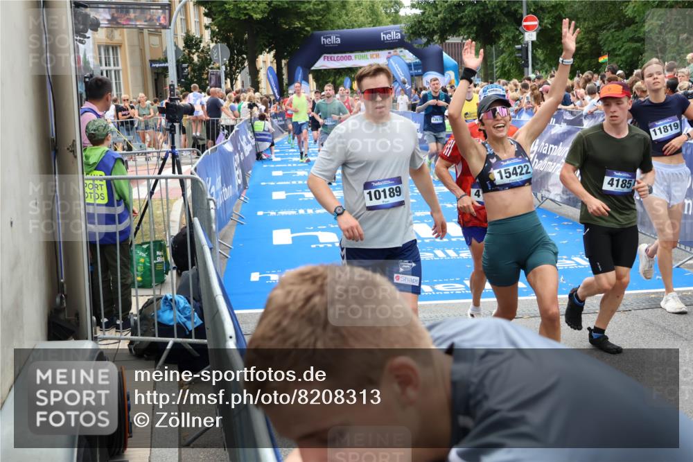 29.06.2025 - hella hamburg halbmarathon Zöllner http://msf.ph/oto/8208313 29.06.2025 10:49:29 Ziel 1342, 1476, 2878, 4183, 4185, 8437, 8813, 11339, 11779, 11819, 12670, 13269, 14838, 15422, 15784, 15894, 15966, 16891, 18476, 18887, 18960 meine-sportfotos.de