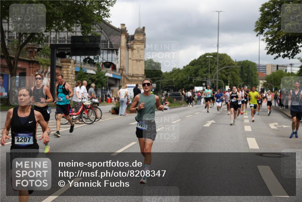 29.06.2025 - hella hamburg halbmarathon Yannick Fuchs http://msf.ph/oto/8208347 29.06.2025 10:44:58 20KM 1461, 1466, 1750, 1817, 2207, 2411, 2540, 2880, 3654, 4077, 4816, 5018, 5115, 6027, 6712, 7052, 7134, 7369, 7397, 7583, 8117, 8205, 8261, 8819, 9057, 10215, 11214, 11422, 12016, 12778, 12949, 13687, 13701, 13808, 13875, 14125, 14626, 15362, 15395, 15720, 16285, 16291, 17129, 17179, 17221, 17823, 18006, 18182, 18394, 18413, 18489 meine-sportfotos.de