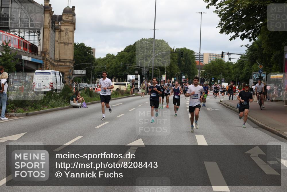 29.06.2025 - hella hamburg halbmarathon Yannick Fuchs http://msf.ph/oto/8208443 29.06.2025 10:32:19 20KM 1290, 1505, 2404, 3480, 3790, 5042, 5791, 5923, 6047, 9017, 9944, 10190, 10793, 10922, 11106, 11423, 12739, 12900, 13148, 13372, 13595, 13900, 15303, 15888, 16698, 17726, 18103, 18193, 18216, 18277, 18357, 18986 meine-sportfotos.de