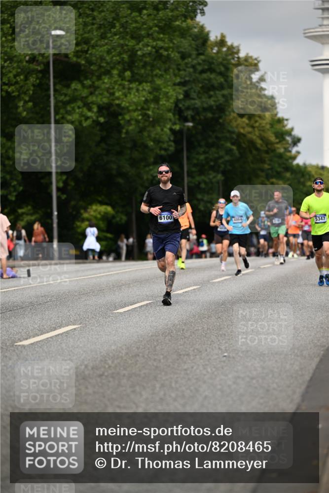 29.06.2025 - hella hamburg halbmarathon Dr. Thomas Lammeyer http://msf.ph/oto/8208465 29.06.2025 10:12:15 Kennedybrücke 1079, 1427, 1527, 2190, 2309, 3922, 4228, 4864, 5347, 6100, 7019, 9071, 9338 meine-sportfotos.de