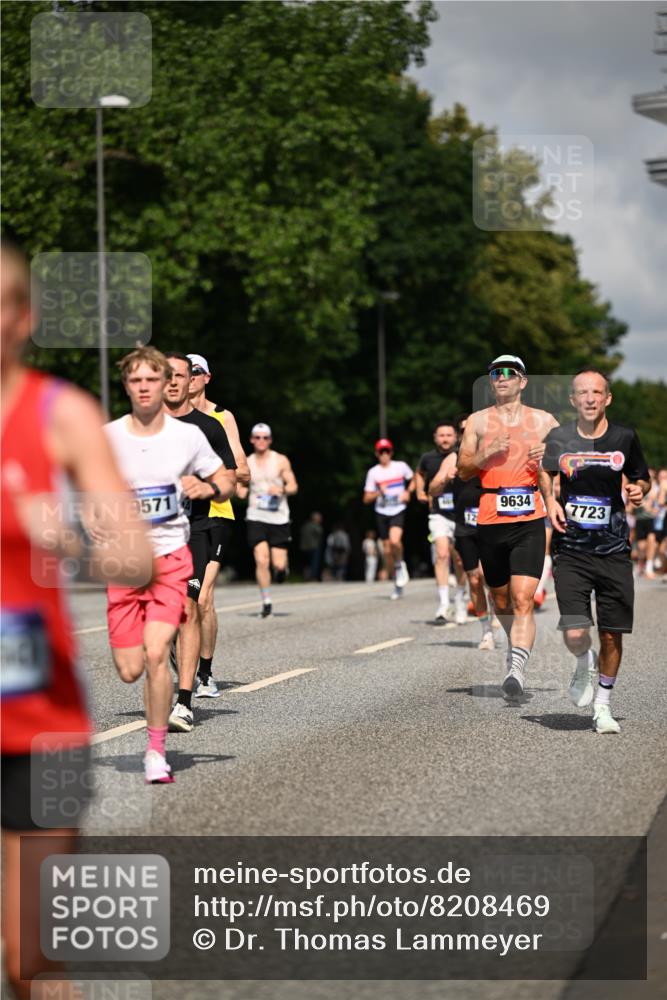 29.06.2025 - hella hamburg halbmarathon Dr. Thomas Lammeyer http://msf.ph/oto/8208469 29.06.2025 09:48:43 Kennedybrücke 1990, 2689, 2746, 3043, 4050, 4129, 4679, 4698, 4749, 5070, 5328, 5746, 5826, 6358, 6781, 7272, 7481, 7723, 8190, 8209, 8883, 9137, 9381, 9634, 10017, 10171, 11413 meine-sportfotos.de