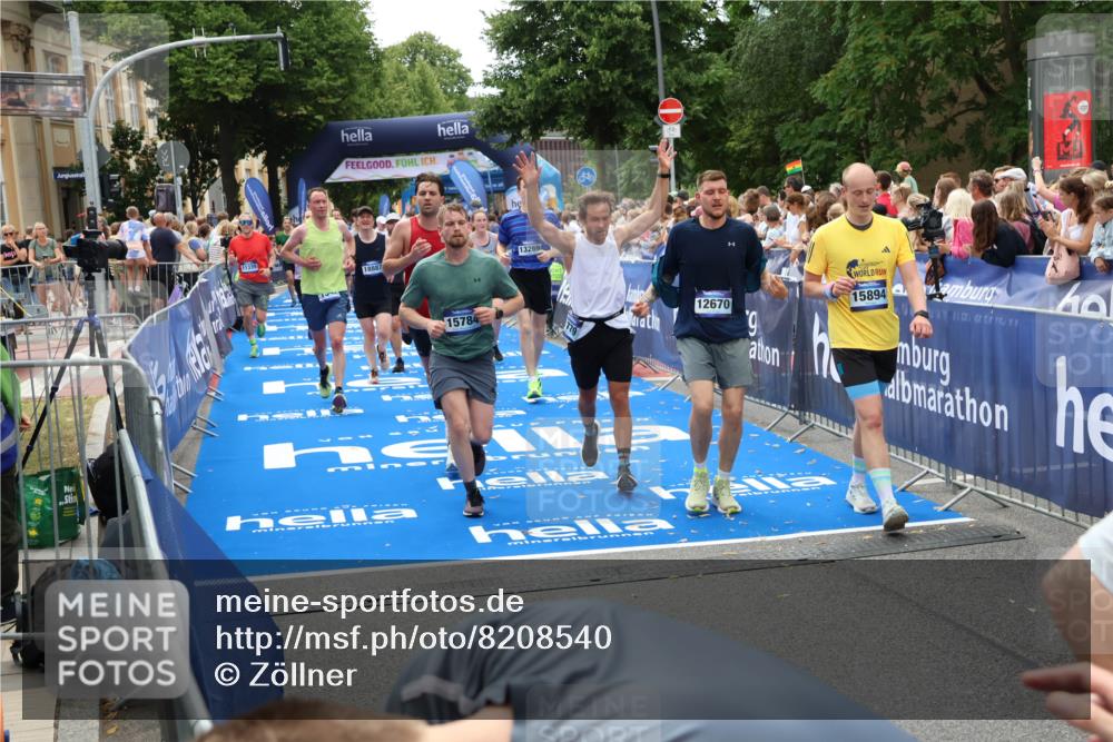 29.06.2025 - hella hamburg halbmarathon Zöllner http://msf.ph/oto/8208540 29.06.2025 10:49:32 Ziel 1342, 1476, 2592, 2596, 2878, 8437, 8689, 8813, 11339, 11340, 11779, 12094, 12670, 13233, 13269, 14838, 15784, 15857, 15894, 15966, 16114, 16592, 16891, 18476, 18887, 18960 meine-sportfotos.de
