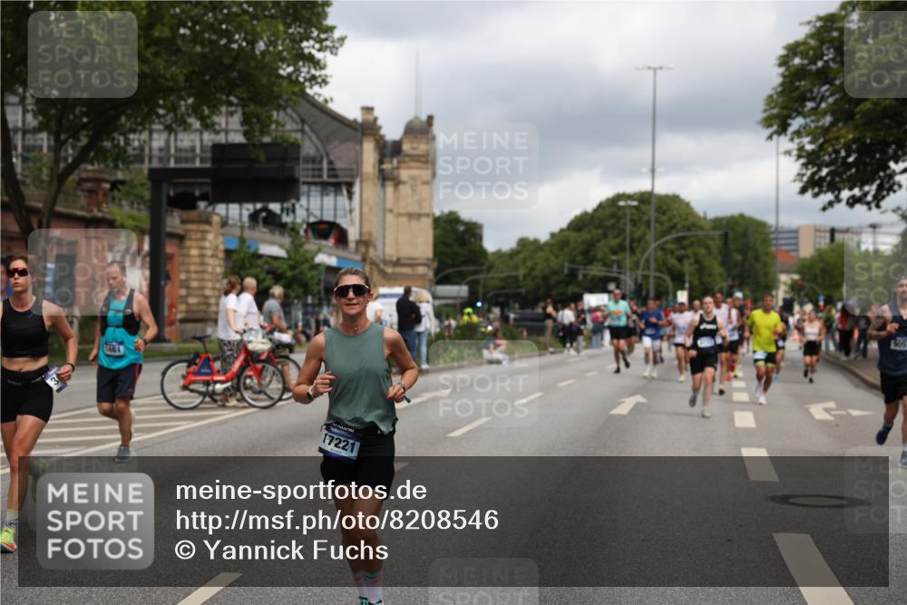 29.06.2025 - hella hamburg halbmarathon Yannick Fuchs http://msf.ph/oto/8208546 29.06.2025 10:44:59 20KM 1461, 1466, 1750, 1817, 2207, 2411, 2540, 2880, 3654, 4077, 4816, 5018, 5115, 6027, 7052, 7134, 7369, 7397, 7583, 8117, 8205, 8261, 8819, 9057, 10215, 11214, 11422, 11512, 12016, 12778, 12949, 13687, 13701, 13808, 13875, 14125, 14626, 15362, 15395, 15720, 16285, 16291, 17129, 17179, 17221, 17823, 18006, 18182, 18394, 18413, 18489, 19007 meine-sportfotos.de