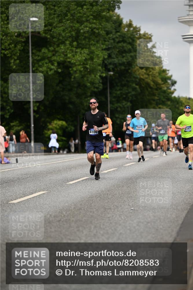 29.06.2025 - hella hamburg halbmarathon Dr. Thomas Lammeyer http://msf.ph/oto/8208583 29.06.2025 10:12:15 Kennedybrücke 1079, 1427, 1527, 2190, 2309, 3922, 4228, 4864, 5347, 6100, 7019, 9071, 9338 meine-sportfotos.de