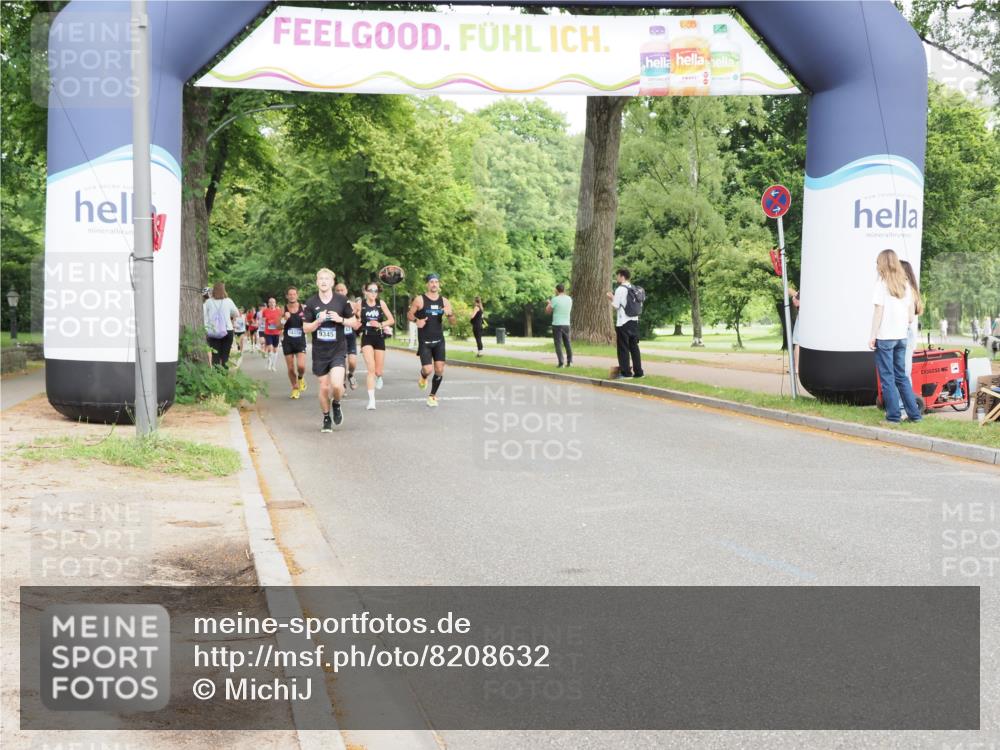 29.06.2025 - hella hamburg halbmarathon MichiJ http://msf.ph/oto/8208632 29.06.2025 10:22:48 Zwischen KM18-KM19 6473, 12290, 13066, 14549, 14975, 17802, 18455, 18731 meine-sportfotos.de