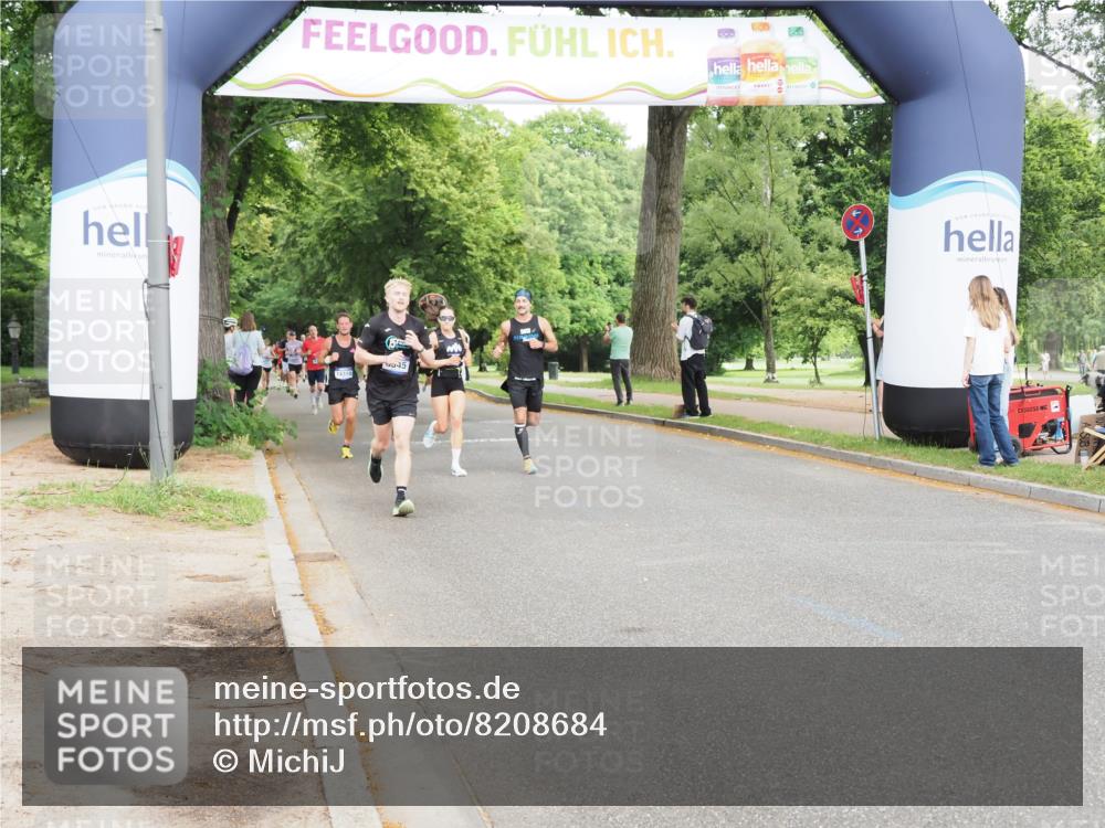 29.06.2025 - hella hamburg halbmarathon MichiJ http://msf.ph/oto/8208684 29.06.2025 10:22:49 Zwischen KM18-KM19 4246, 12290, 13066, 14549, 17802, 18731 meine-sportfotos.de