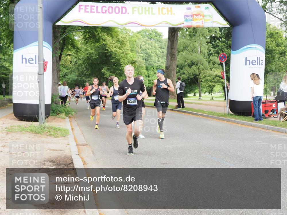 29.06.2025 - hella hamburg halbmarathon MichiJ http://msf.ph/oto/8208943 29.06.2025 10:22:51 Zwischen KM18-KM19 4246, 9345, 12290, 13066, 14310, 14549, 17802 meine-sportfotos.de