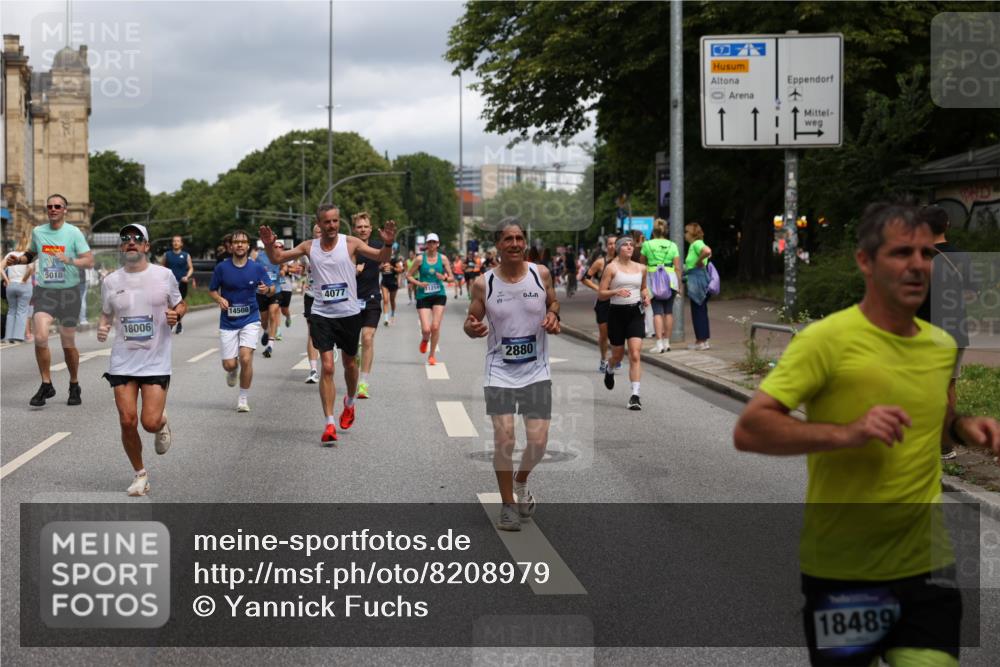 29.06.2025 - hella hamburg halbmarathon Yannick Fuchs http://msf.ph/oto/8208979 29.06.2025 10:45:05 20KM 1366, 1461, 2207, 2411, 2540, 2880, 3654, 4077, 4816, 5018, 5336, 5600, 7052, 7134, 7369, 8117, 8205, 8261, 8508, 8819, 9057, 10057, 10215, 10508, 10603, 11214, 11422, 11512, 11733, 12016, 12778, 12949, 13073, 13808, 14125, 15480, 15720, 15871, 16285, 16291, 16907, 17129, 17221, 17823, 18006, 18182, 18413, 18489, 19007 meine-sportfotos.de