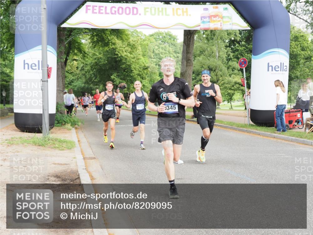 29.06.2025 - hella hamburg halbmarathon MichiJ http://msf.ph/oto/8209095 29.06.2025 10:22:51 Zwischen KM18-KM19 4246, 9345, 12290, 13066, 14310, 14549, 17802 meine-sportfotos.de