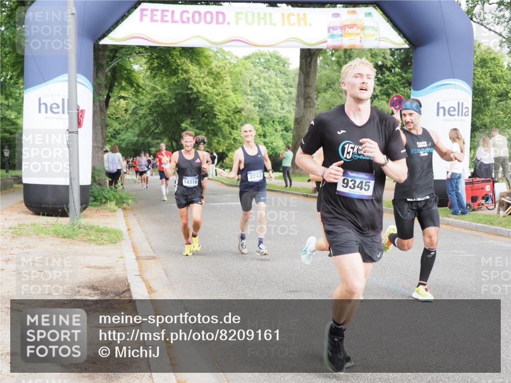 29.06.2025 - hella hamburg halbmarathon MichiJ http://msf.ph/oto/8209161 29.06.2025 10:22:52 Zwischen KM18-KM19 4246, 9345, 10865, 13066, 14310, 17802 meine-sportfotos.de