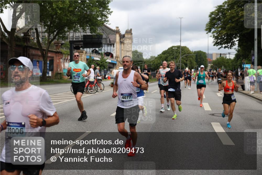 29.06.2025 - hella hamburg halbmarathon Yannick Fuchs http://msf.ph/oto/8209473 29.06.2025 10:45:07 20KM 1366, 1461, 2411, 2540, 2880, 4077, 4816, 5018, 5336, 5600, 7052, 7134, 7369, 7943, 8117, 8205, 8261, 8508, 8819, 8989, 9057, 10057, 10215, 10508, 10603, 11214, 11422, 11512, 11733, 12016, 12778, 12949, 13073, 13808, 14125, 15480, 15720, 15871, 16285, 16291, 16907, 17129, 17221, 17823, 18006, 18182, 18413, 18489, 19007 meine-sportfotos.de