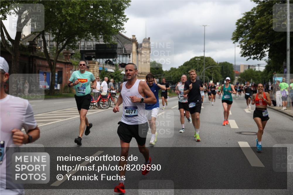 29.06.2025 - hella hamburg halbmarathon Yannick Fuchs http://msf.ph/oto/8209590 29.06.2025 10:45:07 20KM 1366, 1461, 2411, 2540, 2880, 4077, 4816, 5018, 5336, 5600, 7052, 7134, 7369, 7943, 8117, 8205, 8261, 8508, 8819, 8989, 9057, 10057, 10215, 10508, 10603, 11214, 11422, 11512, 11733, 12016, 12778, 12949, 13073, 13808, 14125, 15480, 15720, 15871, 16285, 16291, 16907, 17129, 17221, 17823, 18006, 18182, 18413, 18489, 19007 meine-sportfotos.de