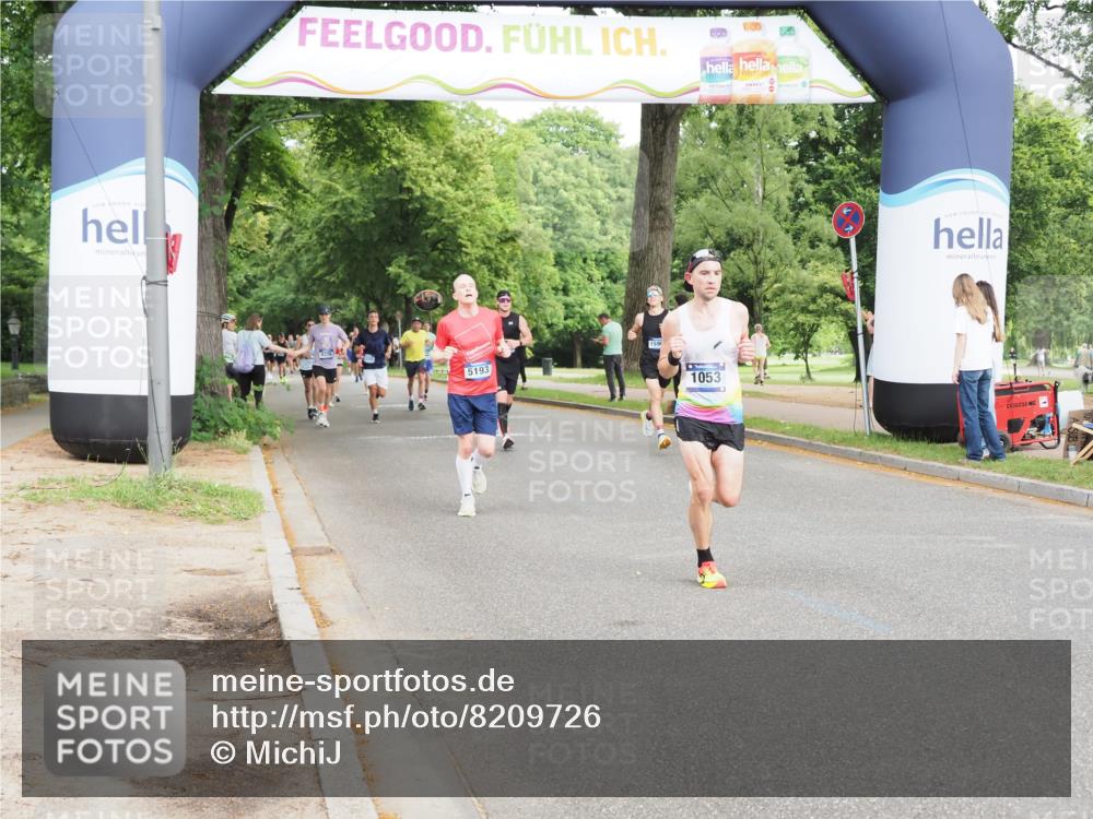 29.06.2025 - hella hamburg halbmarathon MichiJ http://msf.ph/oto/8209726 29.06.2025 10:22:55 Zwischen KM18-KM19 1053, 2243, 4246, 9345, 10865, 14310 meine-sportfotos.de