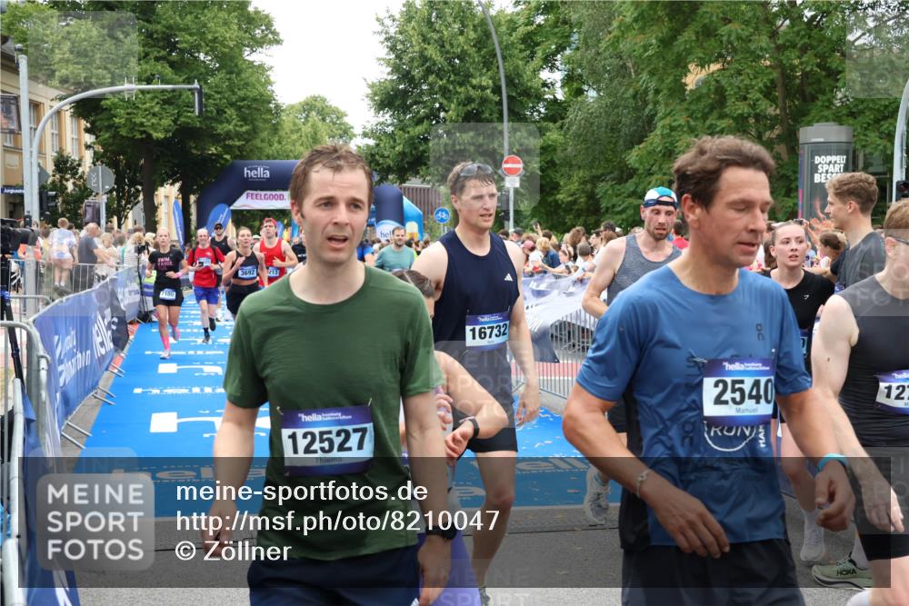 29.06.2025 - hella hamburg halbmarathon Zöllner http://msf.ph/oto/8210047 29.06.2025 10:50:05 Ziel 1216, 1321, 2020, 3692, 3852, 7100, 7657, 9031, 9213, 9303, 9965, 12271, 13225, 13758, 16403, 16716, 18884, 19112 meine-sportfotos.de