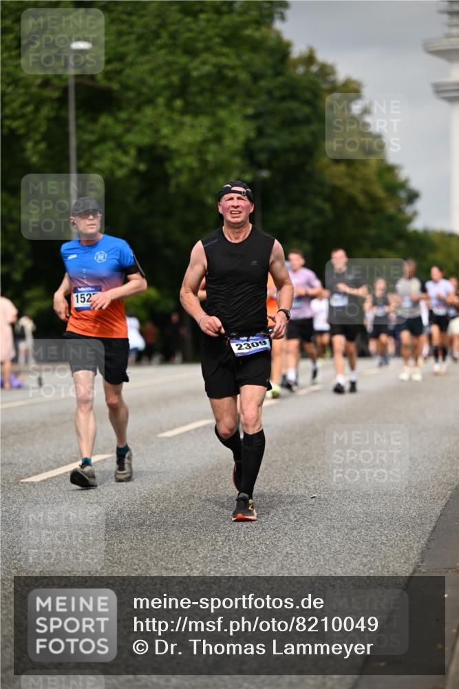29.06.2025 - hella hamburg halbmarathon Dr. Thomas Lammeyer http://msf.ph/oto/8210049 29.06.2025 10:12:28 Kennedybrücke 1527, 2190, 2309, 4864, 5100, 5347, 6100, 6590, 6918, 7453, 9071, 9457, 9616, 9966 meine-sportfotos.de
