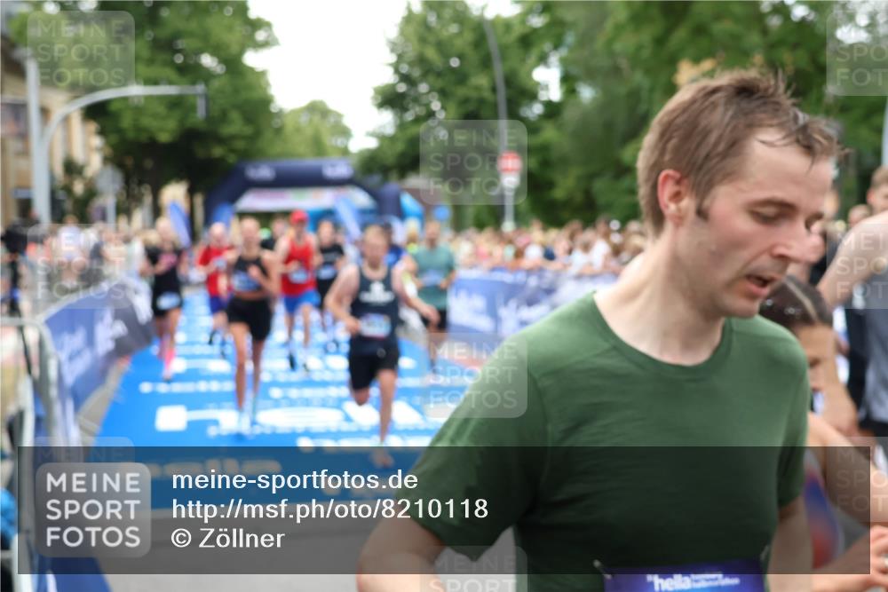 29.06.2025 - hella hamburg halbmarathon Zöllner http://msf.ph/oto/8210118 29.06.2025 10:50:06 Ziel 1216, 1321, 1507, 2020, 3562, 3692, 3852, 7100, 7657, 9031, 9213, 9303, 9965, 12203, 12271, 13225, 13758, 14257, 16403, 18228, 18657, 18658, 18884, 19112 meine-sportfotos.de