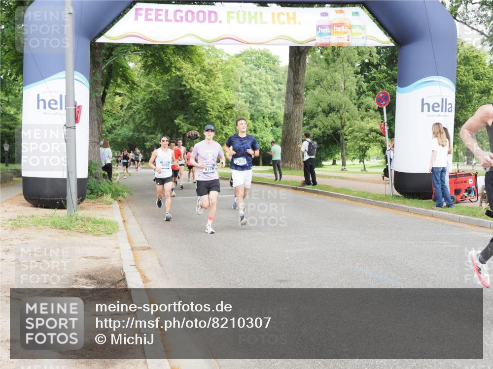 29.06.2025 - hella hamburg halbmarathon MichiJ http://msf.ph/oto/8210307 29.06.2025 10:22:59 Zwischen KM18-KM19 1053, 2243, 5193, 6305, 9345, 9376, 10865, 15902 meine-sportfotos.de