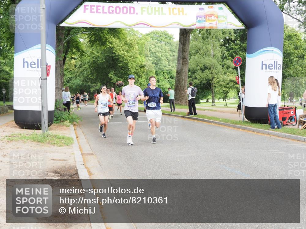 29.06.2025 - hella hamburg halbmarathon MichiJ http://msf.ph/oto/8210361 29.06.2025 10:22:59 Zwischen KM18-KM19 1053, 2243, 5193, 6305, 9345, 9376, 10865, 15902 meine-sportfotos.de